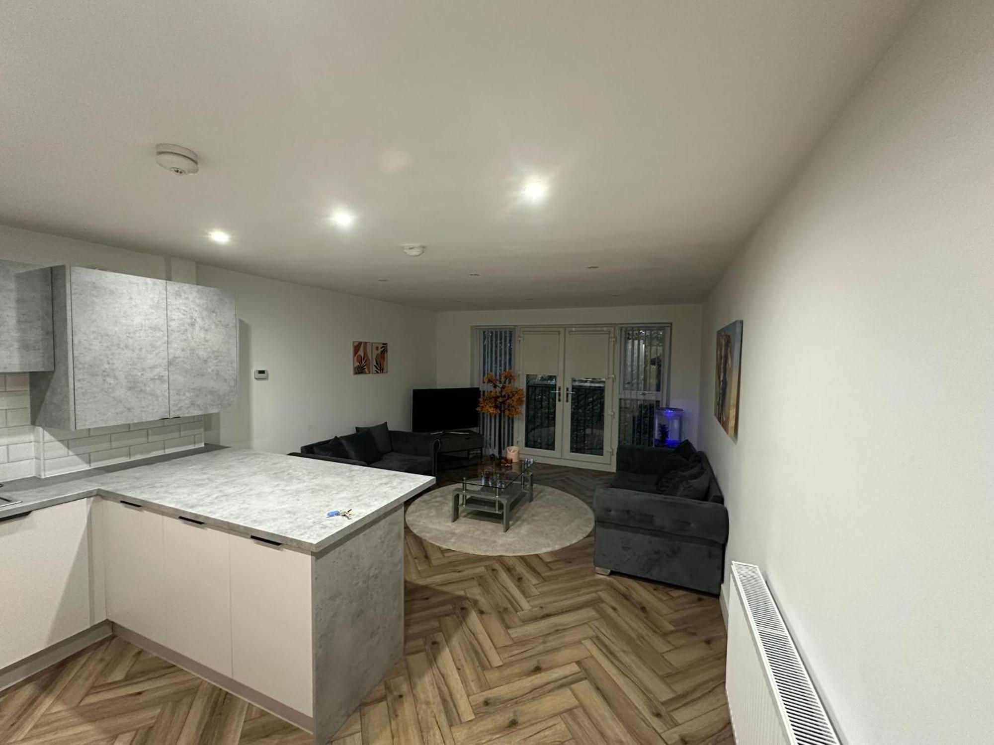 Brand New Modern Luxurious Apartment Near The City Birmingham Exterior photo