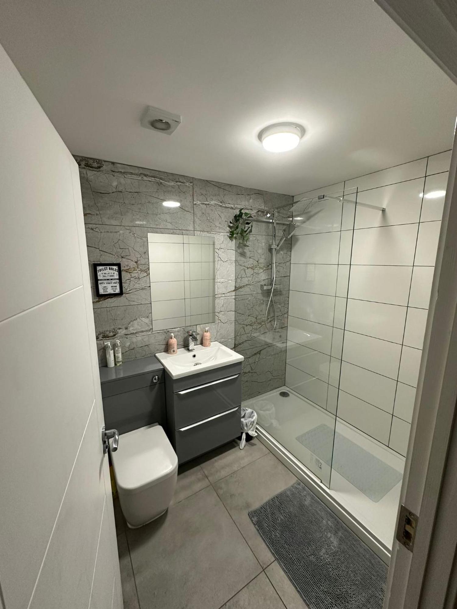 Brand New Modern Luxurious Apartment Near The City Birmingham Exterior photo